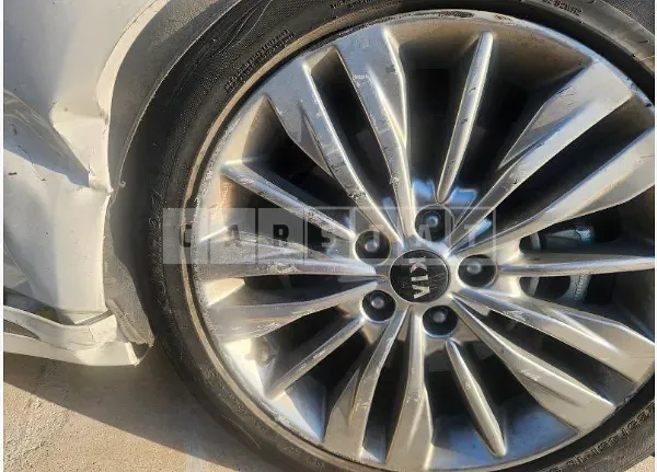 Photo 2 of 15: 2019 Kia K5, VIN KNAGU411BKA313020 — Korean insurance auction