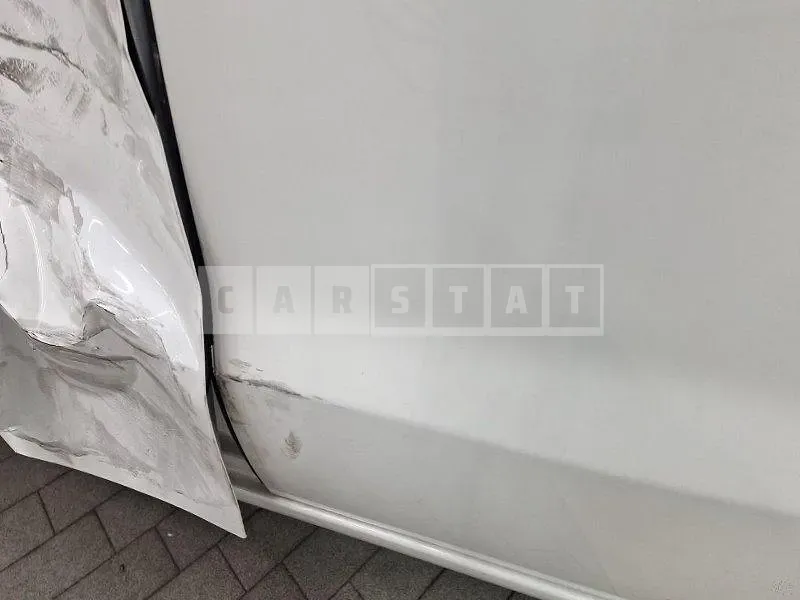 Photo 2 of 50: 2020 Kia Carnival — Korean insurance auction