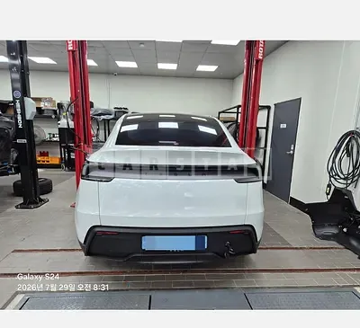 Photo 1 of 23: 2026 Tesla Model Y Premium RWD — Korean insurance auction