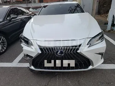 Photo 1 of 26: 2022 Lexus ES300h, VIN JTHBA1C15N2011330 — Korean insurance auction