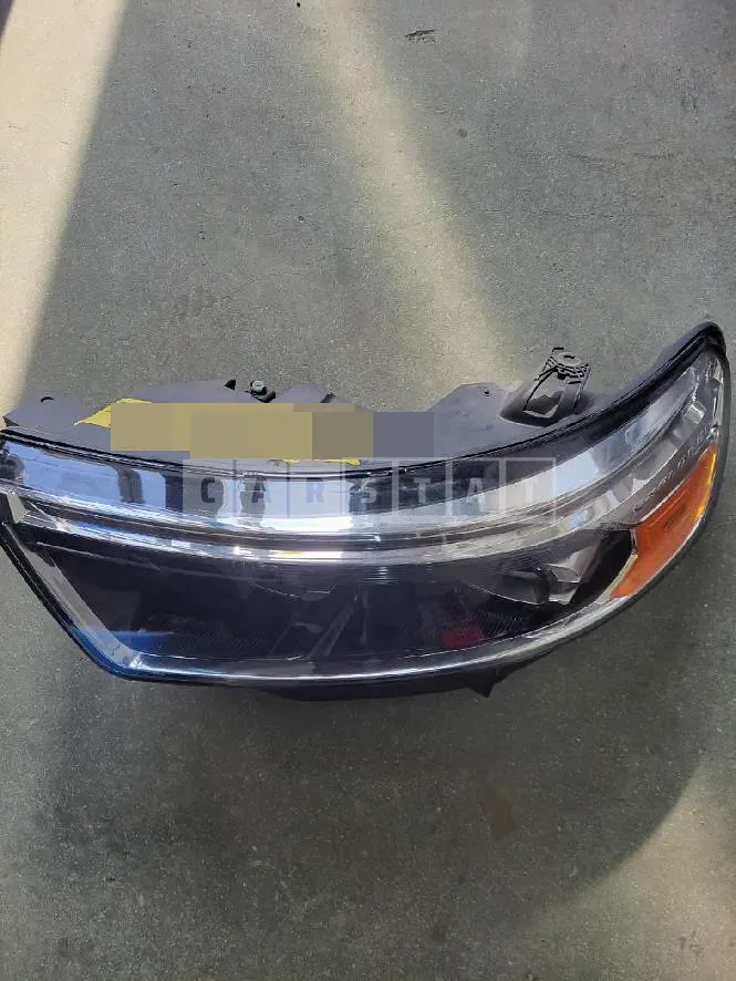 Photo 3 of 3: 2021 Ford (parts) Explorer 3.0 Headlamp — Korean insurance auction
