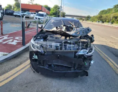 Photo 1 of 23: 2018 Kia K5 — Korean insurance auction