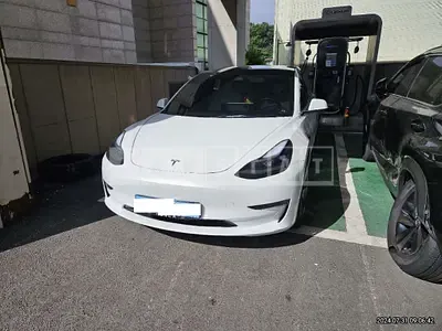 Photo 1 of 25: 2022 Tesla Model 3 Long Range — Korean insurance auction