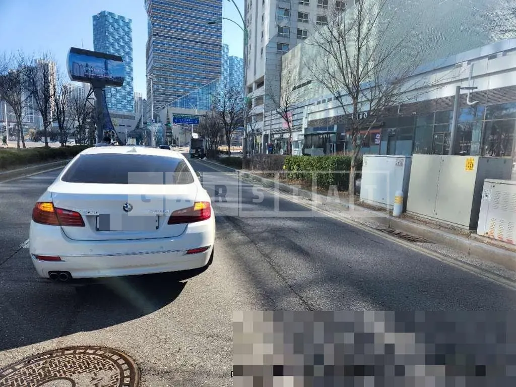 Photo 2 of 17: 2015 BMW 520d xDrive — Korean insurance auction