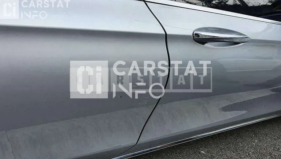 Photo 2 of 21: 2017 Mercedes-Benz E200, VIN WDDZF4CB4HA131695 — Korean insurance auction