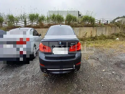 Photo 1 of 15: 2018 BMW 520i, VIN WBAJK7103JBP70590 — Korean insurance auction