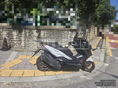 Photo 1 of 25: 2027 Honda (Two-Wheel) Forza 350 — Korean insurance auction