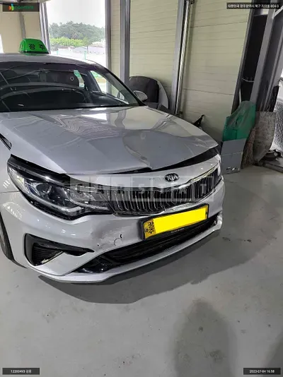Photo 1 of 9: 2019 Kia K5, VIN KNAGU416BKA339511 — Korean insurance auction