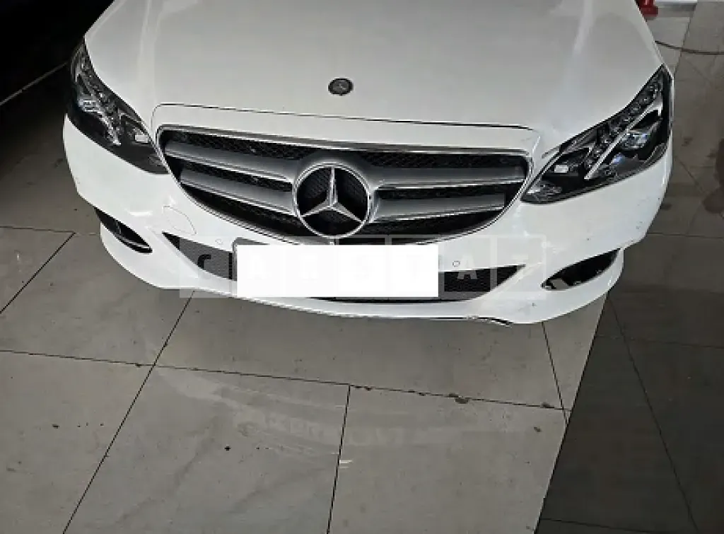 Photo 2 of 50: 2016 Mercedes-Benz E250 BlueTec 4Matic — Korean insurance auction