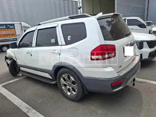 Photo 2 of 13: 2019 Kia Mohave, VIN KNAKN814DKA191416 — Korean insurance auction