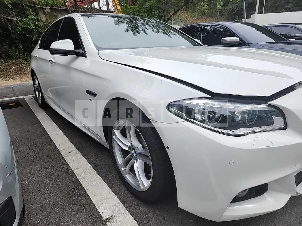 Photo 2 of 17: 2016 BMW 520d, VIN WBA5E5106GG210507 — Korean insurance auction
