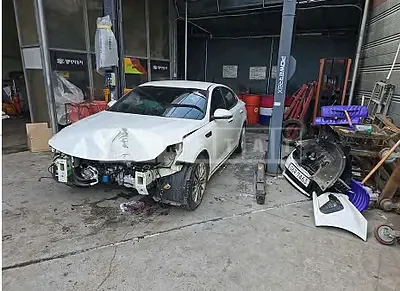 Photo 1 of 5: 2019 Kia K5 — Korean insurance auction