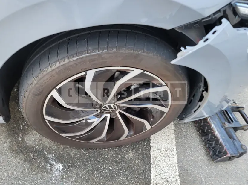 Photo 2 of 28: 2022 Volkswagen Golf 2.0 TDI, VIN WVWZZZCDZNW123123 — Korean insurance auction