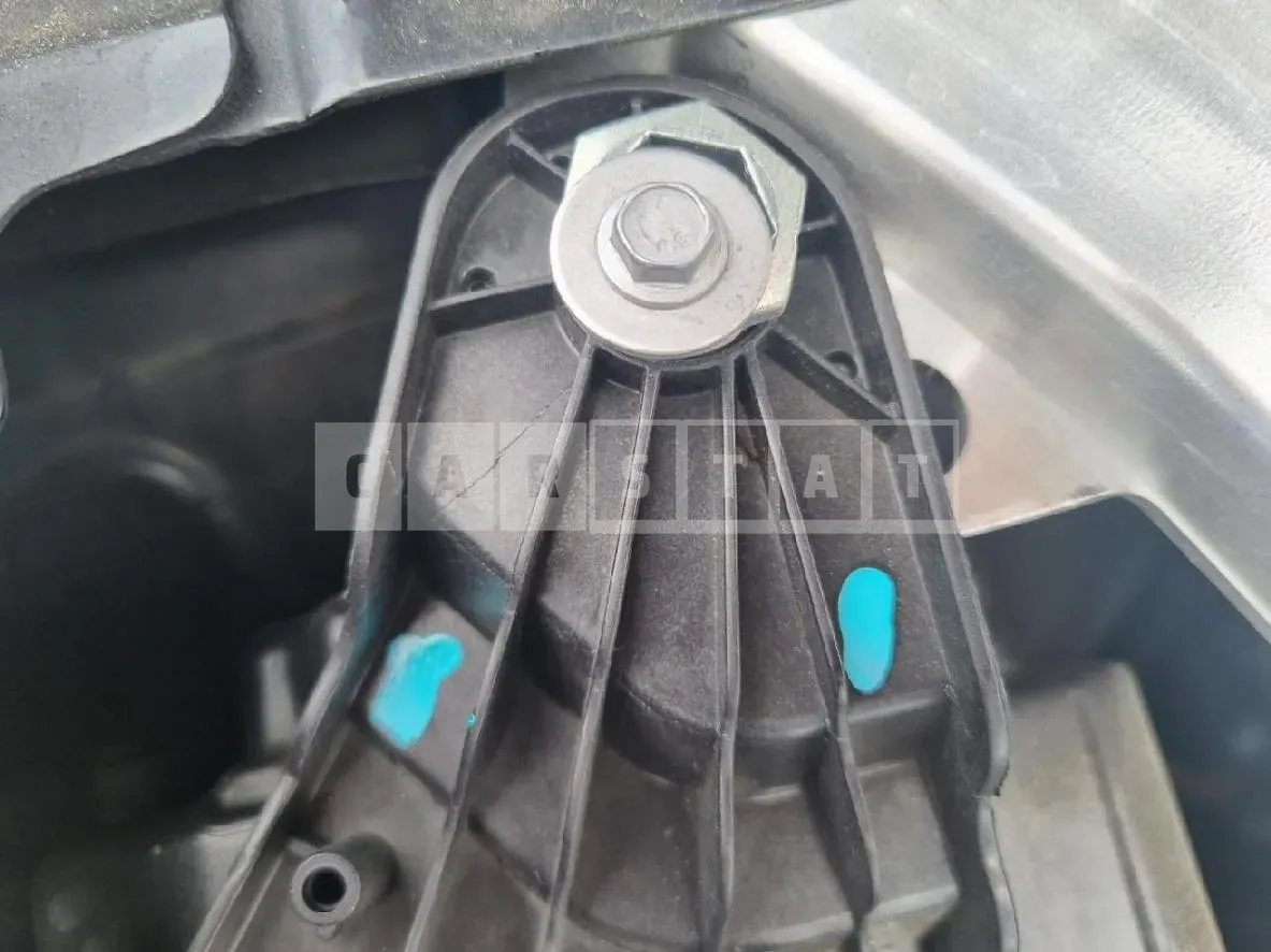 Photo 2 of 4: 2023 Mercedes-Benz (parts) E250 Headlamp — Korean insurance auction