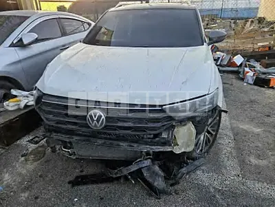Photo 1 of 9: 2022 Volkswagen T-Roc 2.0 TDI — Korean insurance auction