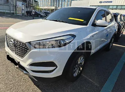 Photo 1 of 10: 2017 Hyundai Tucson — Korean insurance auction