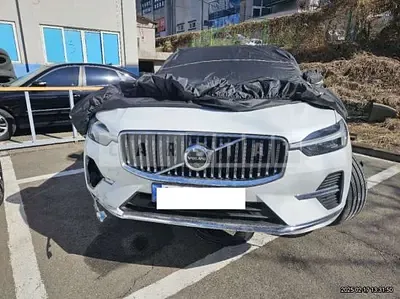 Photo 1 of 18: 2025 Volvo XC60 T8AWD — Korean insurance auction