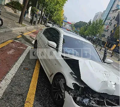 Photo 1 of 12: 2018 BMW 530i — Korean insurance auction
