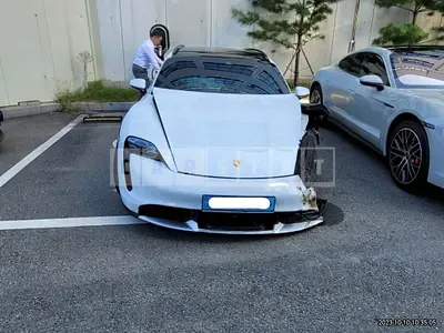 Photo 1 of 100: 2022 Porsche Tycan Cross Turismo Turbo, VIN WP0BC2Y18NSA74144 — Korean insurance auction