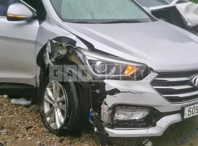 Photo 1 of 5: 2018 Hyundai Santa Fe — Korean insurance auction