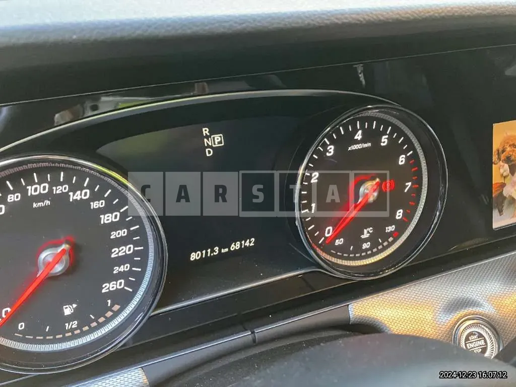 Photo 2 of 14: 2019 Mercedes-Benz E 300 — Korean insurance auction