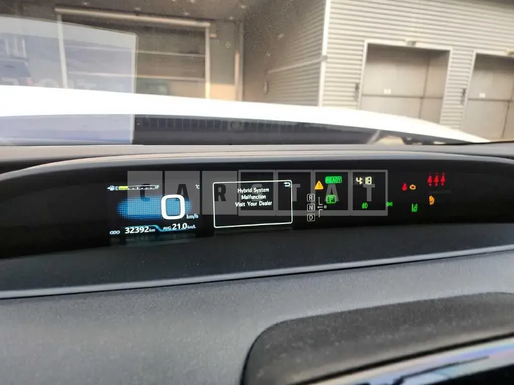 Photo 2 of 48: 2020 Toyota Prius — Korean insurance auction