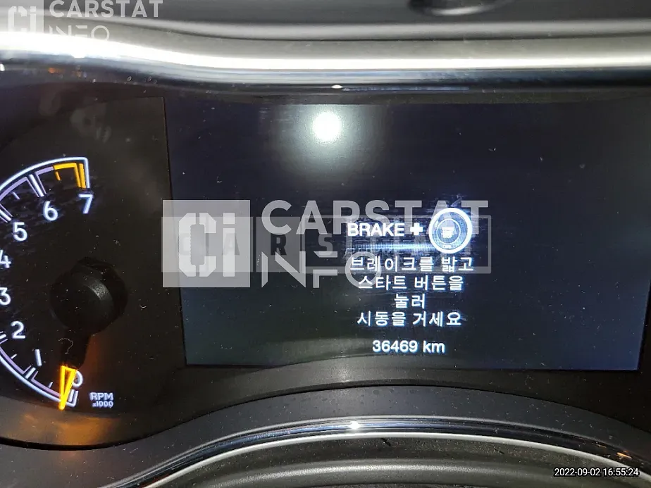 Photo 2 of 10: 2021 Jeep Straw Grand Cherokee, VIN 1C4RJFJG3MC732310 — Korean insurance auction