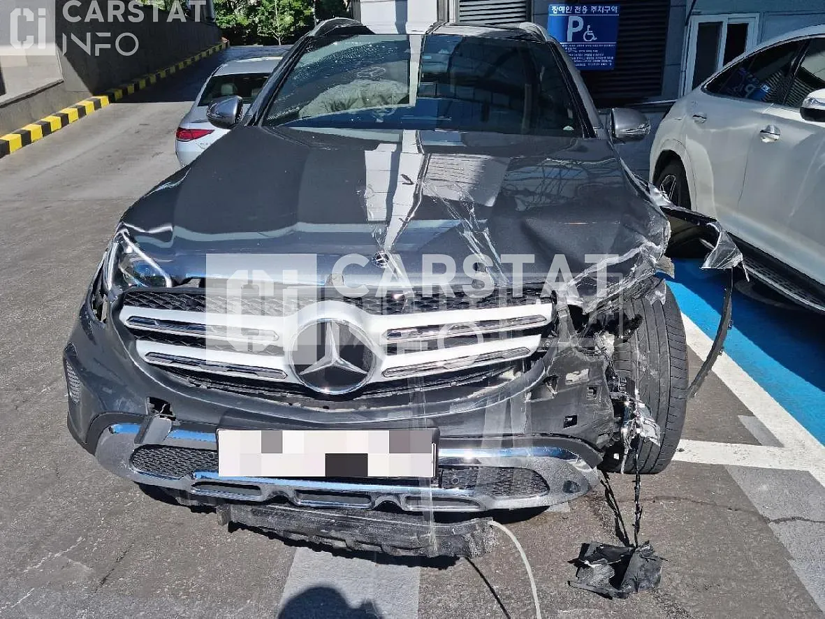 Photo 2 of 23: 2020 Mercedes-Benz GLC300 e 4Matic, VIN W1N0G5DB9LF817286 — Korean insurance auction