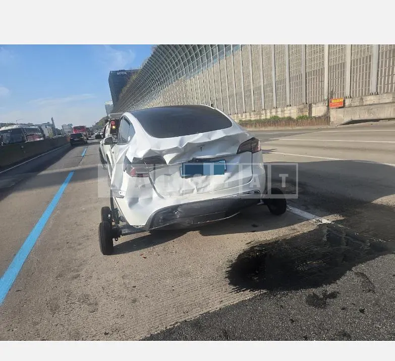 Photo 2 of 6: 2024 Tesla Model Y RWD — Korean insurance auction