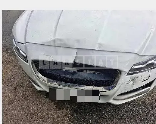 Photo 2 of 8: 2017 Jaguar XF 20d — Korean insurance auction