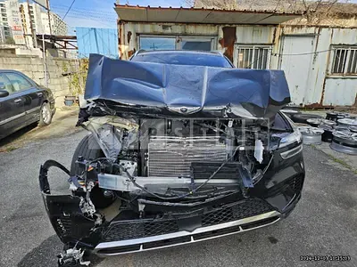 Photo 1 of 18: 2024 Genesis GV70 — Korean insurance auction