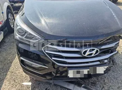 Photo 1 of 24: 2017 Hyundai Santa Fe DM — Korean insurance auction