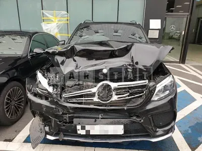 Photo 1 of 19: 2016 Mercedes-Benz GLE350 d 4Matic, VIN WDCDA2EB2GA731547 — Korean insurance auction