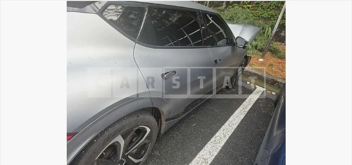Photo 2 of 26: 2021 Kia EV6 Long Range 4WD — Korean insurance auction