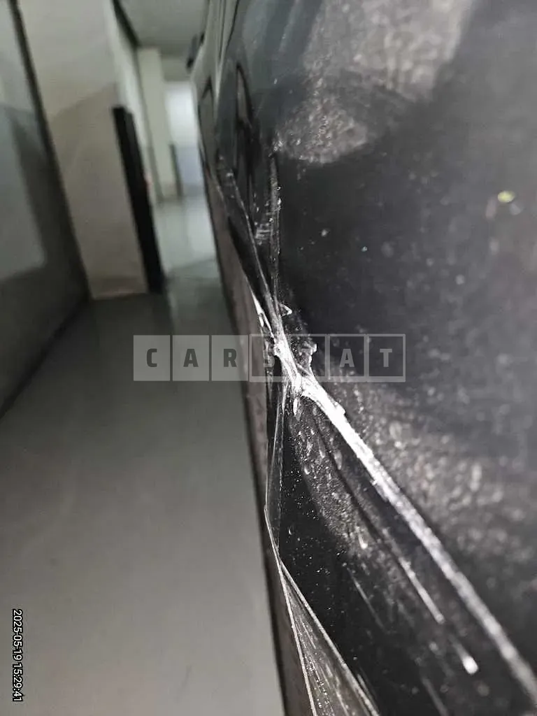 Photo 2 of 22: 2022 Audi Q4 e-tron 40 — Korean insurance auction