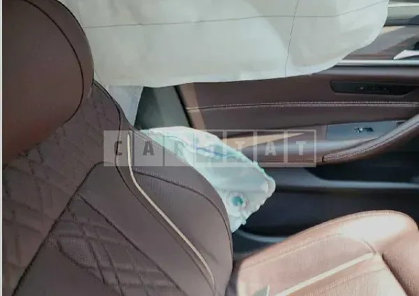 Photo 2 of 9: 2018 BMW 520d, VIN WBAJC310XJWB77097 — Korean insurance auction