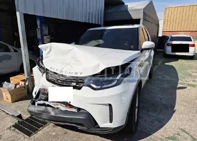 Photo 1 of 23: 2019 Land Rover Discovery SD4 — Korean insurance auction