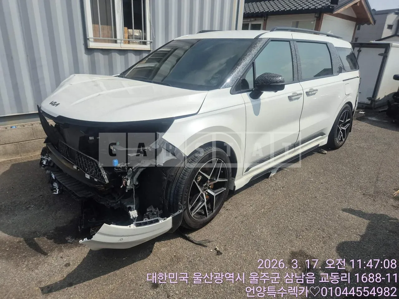 Photo 2 of 16: 2021 Kia Carnival Limousine, VIN KNANE813BMS099149 — Korean insurance auction