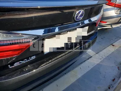 Photo 1 of 16: 2016 Lexus ES300h, VIN JTHBW1GG1G2119253 — Korean insurance auction