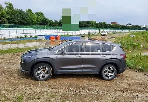 Photo 2 of 16: 2021 Hyundai Santa Fe TM, VIN KMHS281HHMU379765 — Korean insurance auction