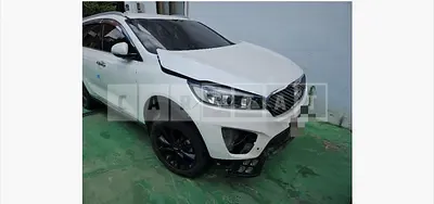 Photo 1 of 31: 2016 Kia Sorento 2.0 — Korean insurance auction