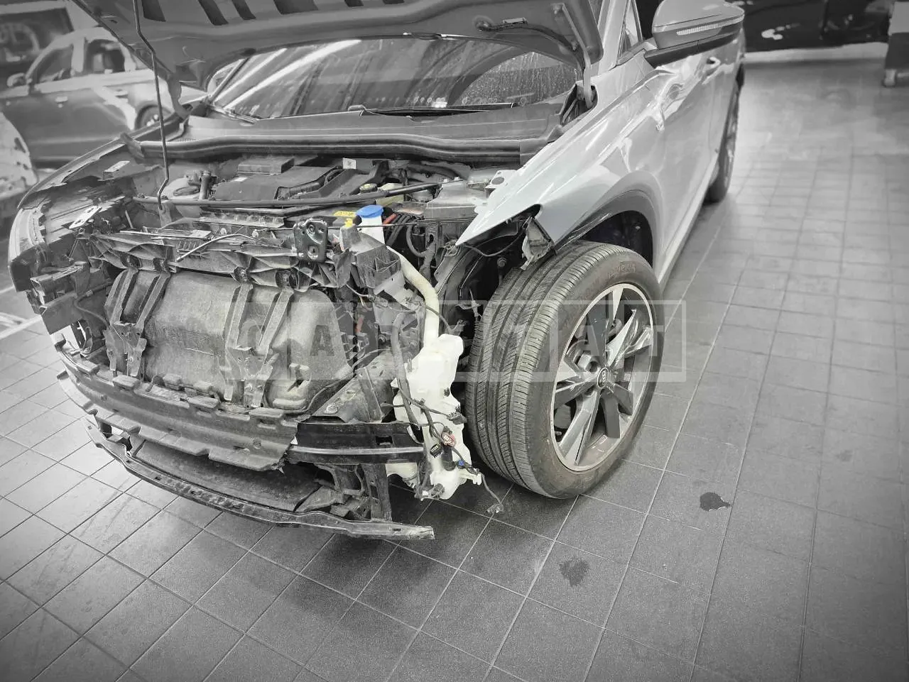 Photo 2 of 31: 2022 Audi Q4 e-tron 40, VIN WAUZZZFZ2NP041068 — Korean insurance auction