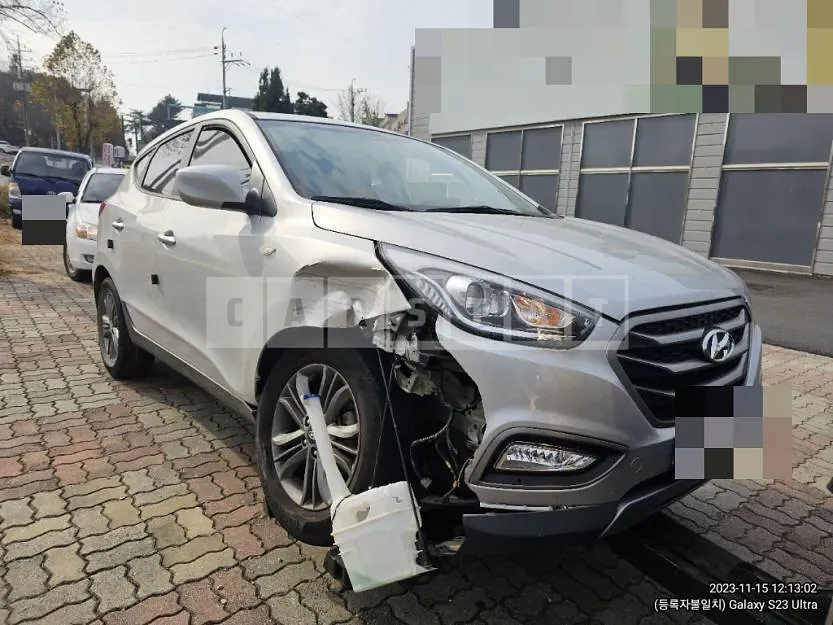 Photo 2 of 10: 2014 Hyundai Tucson ix 4WD — Korean insurance auction