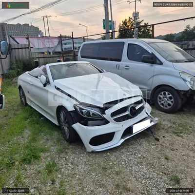 Photo 1 of 17: 2018 Mercedes-Benz C200 Cabriolet, VIN WDDWK4CB9JF685175 — Korean insurance auction