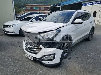 Photo 1 of 9: 2015 Hyundai Santa Fe, VIN KMHSW81UBFU327602 — Korean insurance auction