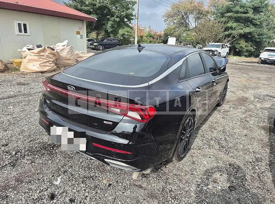 Photo 2 of 29: 2020 Kia K5 — Korean insurance auction
