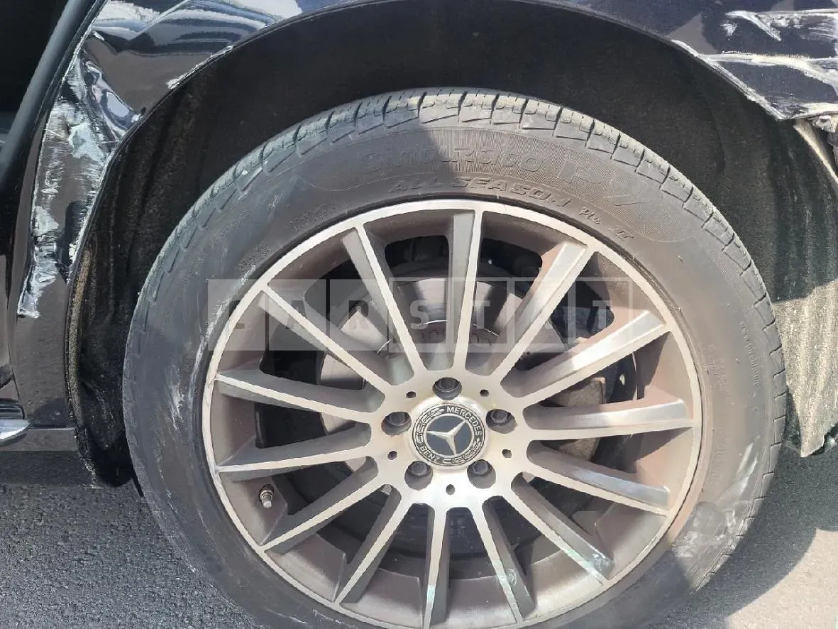 Photo 2 of 28: 2019 Mercedes-Benz E220 d 4Matic, VIN WDDZF0FB5KA558850 — Korean insurance auction