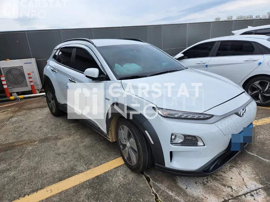 Photo 2 of 14: 2019 Hyundai Kona Electric, VIN KMHK381GFKU028863 — Korean insurance auction