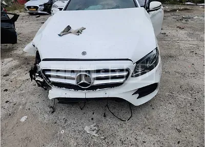 Photo 1 of 14: 2018 Mercedes-Benz E 300 — Korean insurance auction