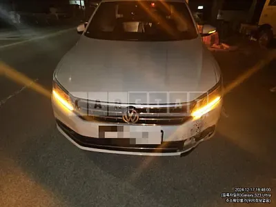 Photo 1 of 8: 2018 Volkswagen Passat 2.0 TSI — Korean insurance auction